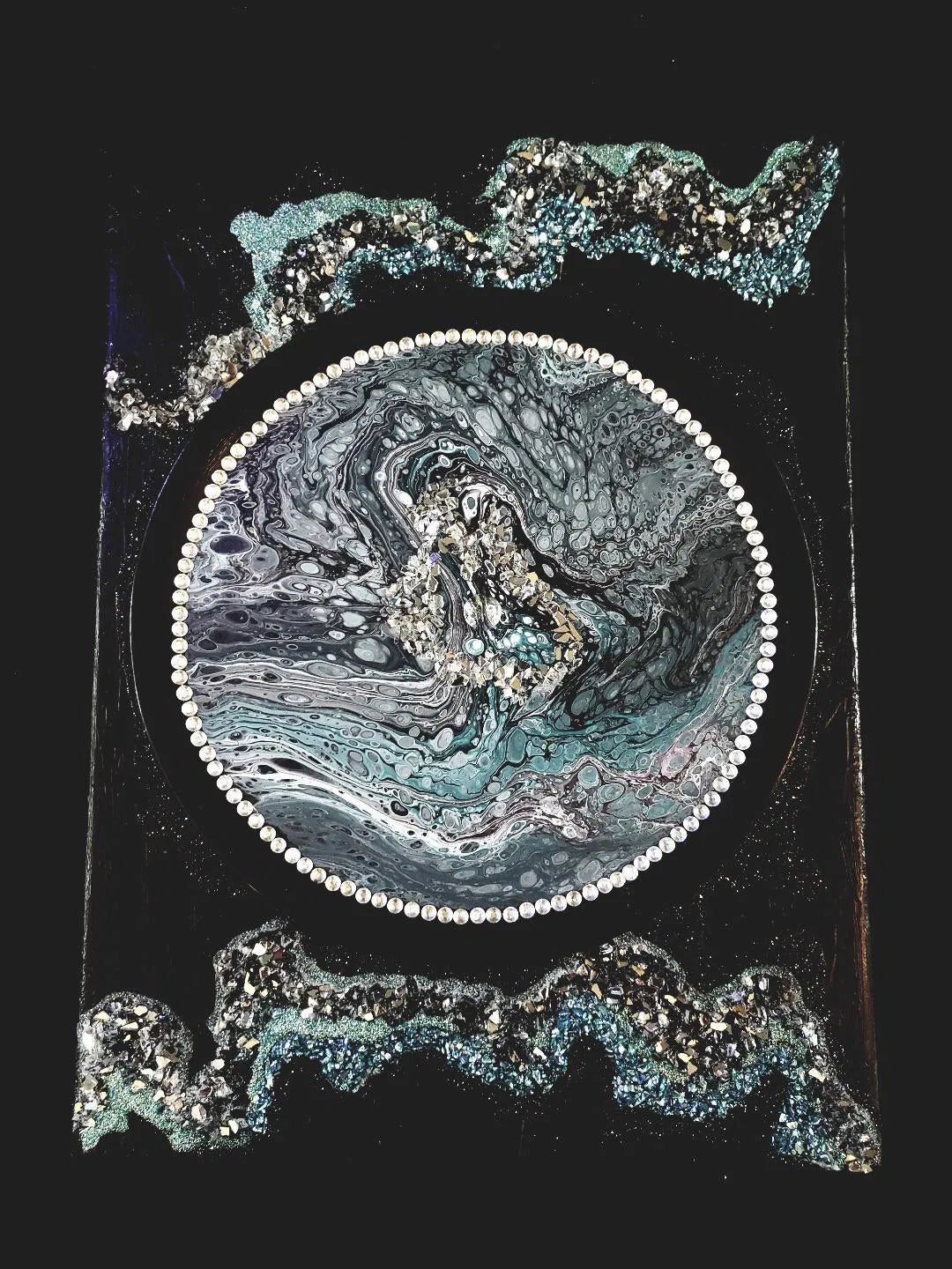Geode Glass Escape
