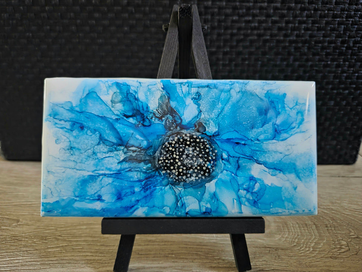 Alcohol Ink Porcelain Resin Tile - Blue Flower