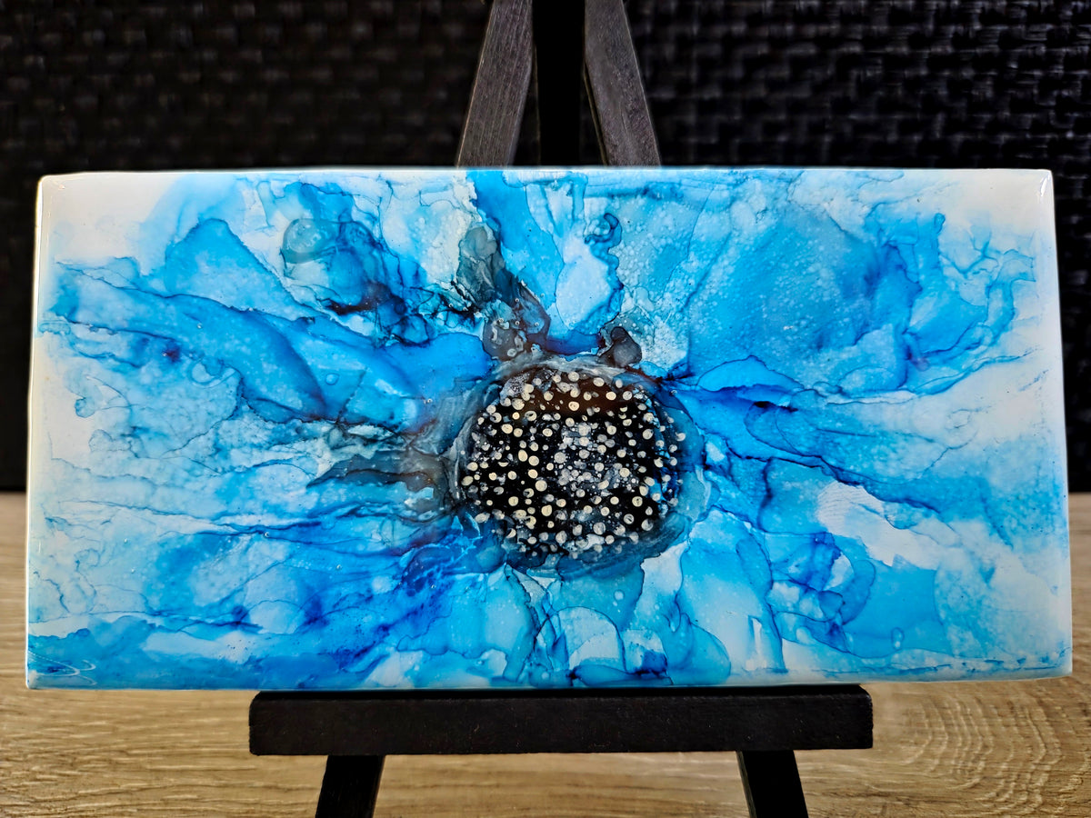 Alcohol Ink Porcelain Resin Tile - Blue Flower