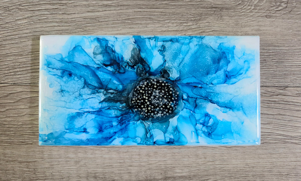 Alcohol Ink Porcelain Resin Tile - Blue Flower